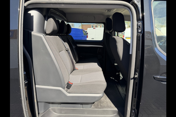 Peugeot Expert 2.0 BlueHDI 177pk automaat S&S L3H1 DC 5 persoons / vaste prijs rijklaar € 27.950 ex btw / lease vanaf € 456 / dubbele schuifdeur / euro 6 / bpm vrij / airco / cruise / navi / trekhaak !