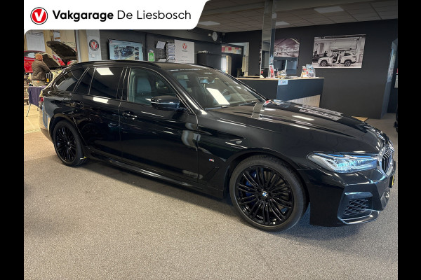 BMW 5 Serie Touring 540i xDrive M-sport High Executive / Panoramadak / Leder / Laser-led / head-up / trekhaak