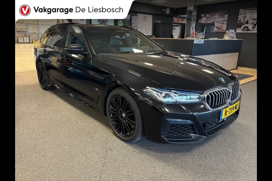 BMW 5 Serie Touring 540i xDrive M-sport High Executive / Panoramadak / Leder / Laser-led / head-up / trekhaak