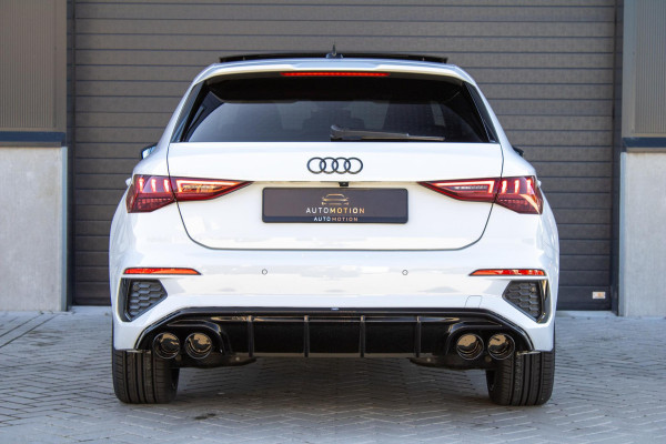 Audi A3 Sportback 40 TFSIe Sline Pano Maxton Diffuser Matrix Camera Sfeerverlichting