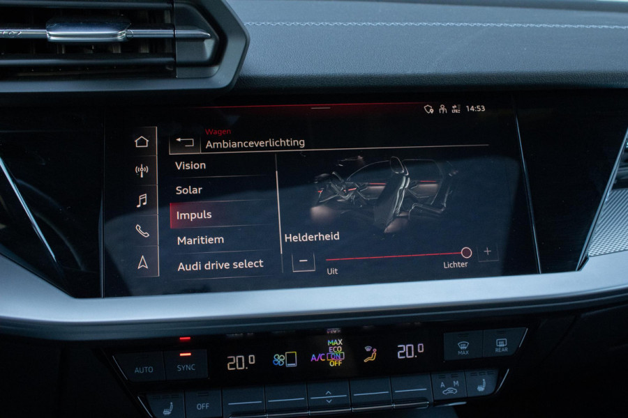 Audi A3 Sportback 40 TFSIe Sline Pano Maxton Diffuser Matrix Camera Sfeerverlichting