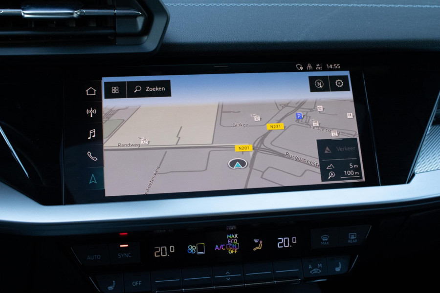 Audi A3 Sportback 40 TFSIe Sline Pano Maxton Diffuser Matrix Camera Sfeerverlichting