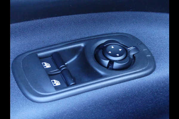 Fiat 500C RED 42 kWh Cabriolet Navigatie/Camera