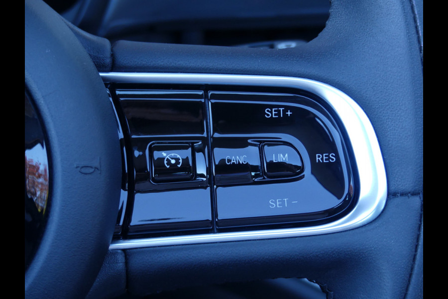 Fiat 500C RED 42 kWh Cabriolet Navigatie/Camera