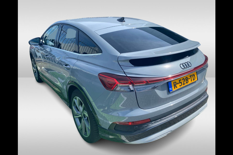 Audi Q4 Sportback e-tron 40 Advanced edition 77 kWh / Trekhaak / Camera / Head-up / CarPlay / 18'' / Keyless / Dodehoek / Stoelverwarming / DAB / ACC
