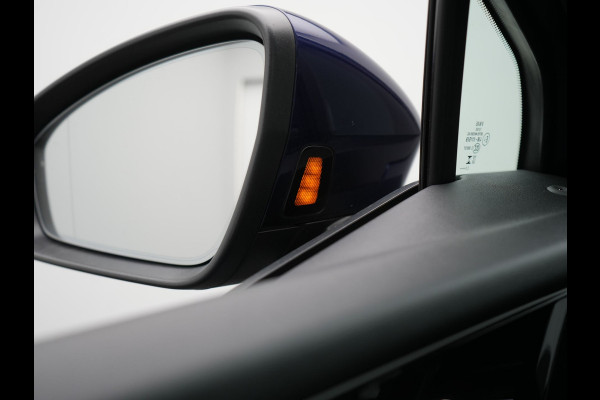 Audi Q4 e-tron 40 Advanced edition 77 kWh 204pk Dealer O.H. | S-Line Interieur | Trekhaak Af Fabriek | Adaptive Cruise | Camera | Blis | Sportstoelen Verwarmd | Apple Carplay | Navigatie | DAB |