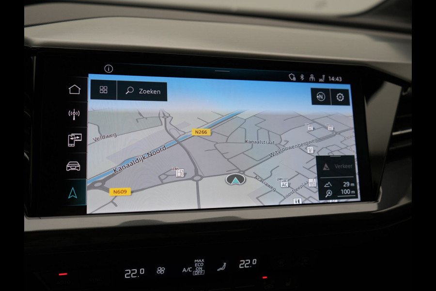 Audi Q4 e-tron 40 Advanced edition 77 kWh 204pk Dealer O.H. | S-Line Interieur | Trekhaak Af Fabriek | Adaptive Cruise | Camera | Blis | Sportstoelen Verwarmd | Apple Carplay | Navigatie | DAB |