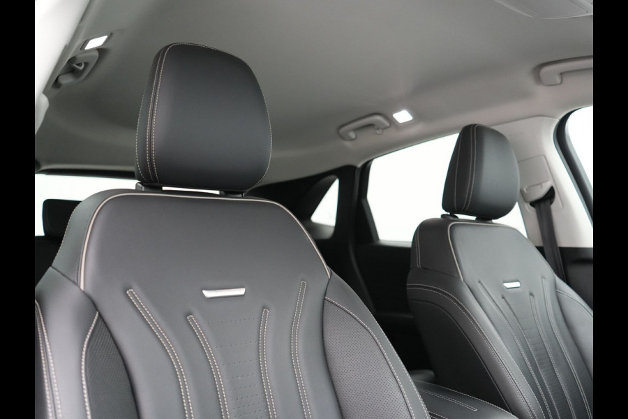 Ford Kuga 2.5 Vignale PHEV 225pk Dealer O.H. | Trekhaak Af Fabriek | Adaptive Cruise | Head Up | 360 Camera | Bang & Olufsen | Lederen Sportstoelen Memory & Verwarmd | Keyless | Blis | Stuur Verwarmd | Apple Carplay | Navigatie | DAB |  Plug In Hybrid |