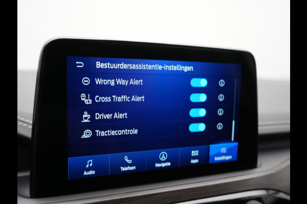 Ford Kuga 2.5 Vignale PHEV 225pk Dealer O.H. | Trekhaak Af Fabriek | Adaptive Cruise | Head Up | 360 Camera | Bang & Olufsen | Lederen Sportstoelen Memory & Verwarmd | Keyless | Blis | Stuur Verwarmd | Apple Carplay | Navigatie | DAB |  Plug In Hybrid |