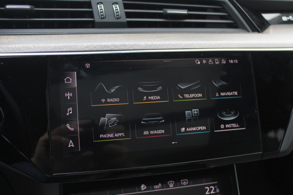 Audi e-tron e-tron 55 quattro advanced Pro Line Plus 95 kWh / Full option! / Trekhaak / Panoramadak / 360Camera / Head-up / B&O / Keyless / 21'' / Softclose / Stoelmassage / Luxe Leder / Nachtzicht / DAB / ACC