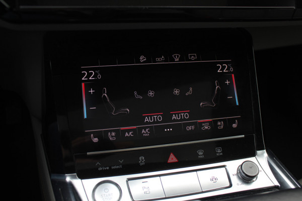 Audi e-tron e-tron 55 quattro advanced Pro Line Plus 95 kWh / Full option! / Trekhaak / Panoramadak / 360Camera / Head-up / B&O / Keyless / 21'' / Softclose / Stoelmassage / Luxe Leder / Nachtzicht / DAB / ACC