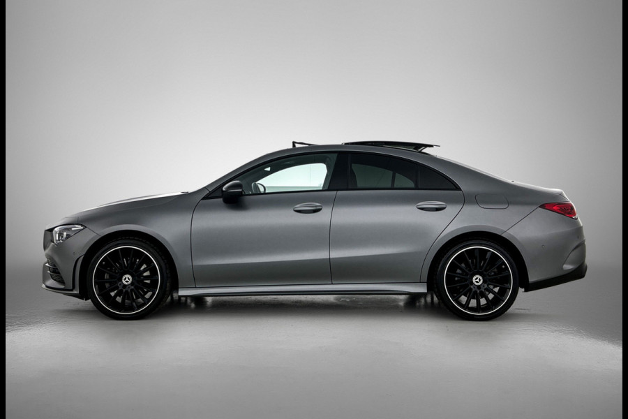 Mercedes-Benz CLA-Klasse 250 e AMG Plug-In Hybride AMG Line | Panorama Schuif-Kanteldak | 19 Inch AMG Velgen. Inclusief 24 maanden Mercedes-Benz Certified garantie voor Europa.