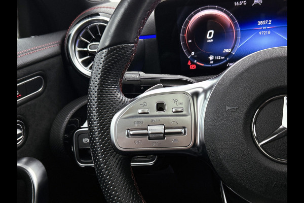 Mercedes-Benz CLA-Klasse 250 e AMG Plug-In Hybride AMG Line | Panorama Schuif-Kanteldak | 19 Inch AMG Velgen. Inclusief 24 maanden Mercedes-Benz Certified garantie voor Europa.