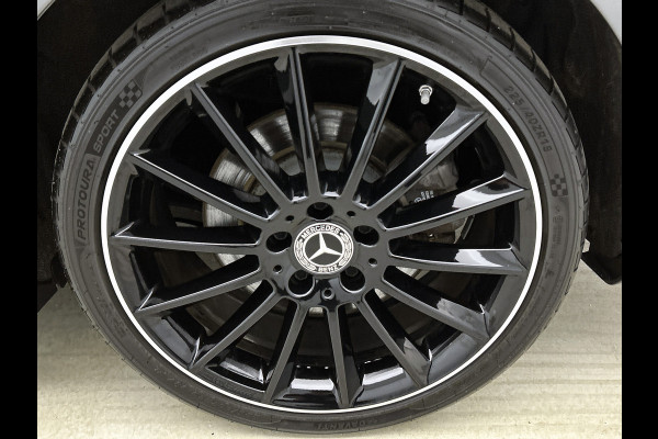 Mercedes-Benz CLA-Klasse 250 e AMG Plug-In Hybride AMG Line | Panorama Schuif-Kanteldak | 19 Inch AMG Velgen. Inclusief 24 maanden Mercedes-Benz Certified garantie voor Europa.