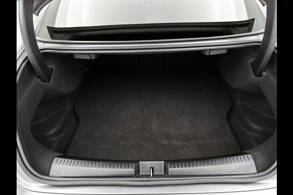 Mercedes-Benz CLA-Klasse 250 e AMG Plug-In Hybride AMG Line | Panorama Schuif-Kanteldak | 19 Inch AMG Velgen. Inclusief 24 maanden Mercedes-Benz Certified garantie voor Europa.