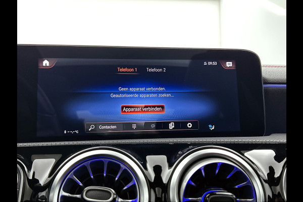 Mercedes-Benz CLA-Klasse 250 e AMG Plug-In Hybride AMG Line | Panorama Schuif-Kanteldak | 19 Inch AMG Velgen. Inclusief 24 maanden Mercedes-Benz Certified garantie voor Europa.