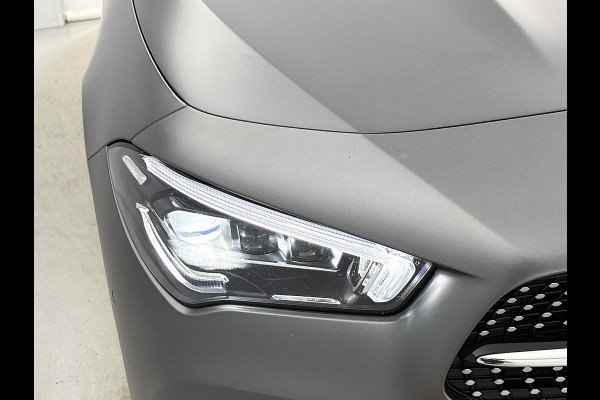 Mercedes-Benz CLA-Klasse 250 e AMG Plug-In Hybride AMG Line | Panorama Schuif-Kanteldak | 19 Inch AMG Velgen. Inclusief 24 maanden Mercedes-Benz Certified garantie voor Europa.