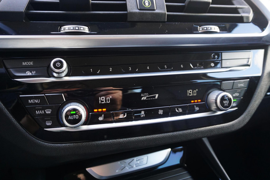 BMW X3 xDrive30e eDrive/Leer/Sporstoelen/Dealeronderhoud/ SOH 92%/Harman-Kardon.