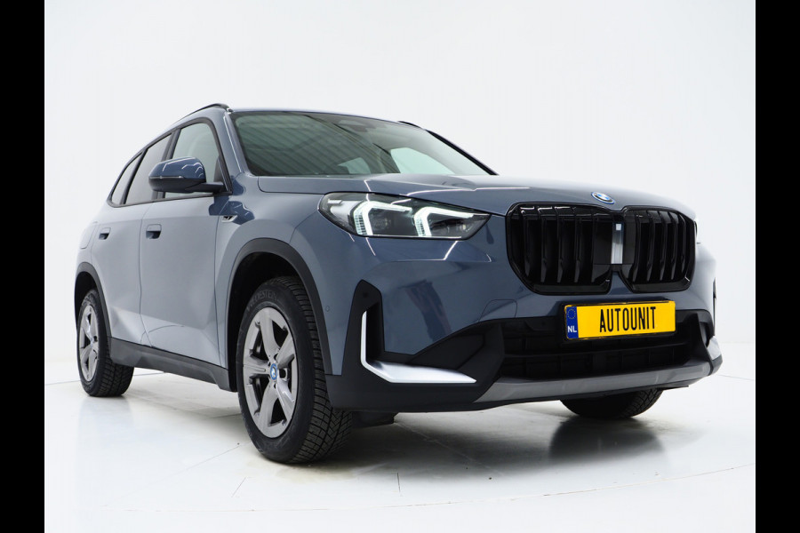 BMW X1 xDrive25e Individual | Panoramadak | Leder | Camera | Keyless | Cruise | Virtual | DAB | Carplay