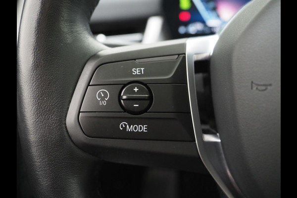 BMW X1 xDrive25e Individual | Panoramadak | Leder | Camera | Keyless | Cruise | Virtual | DAB | Carplay