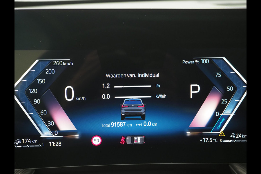 BMW X1 xDrive25e Individual | Panoramadak | Leder | Camera | Keyless | Cruise | Virtual | DAB | Carplay