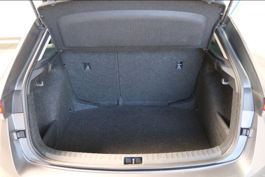 Škoda SCALA 1.0 TSI Ambition - N.A.P. Airco, Carplay, Cruise, PDC.