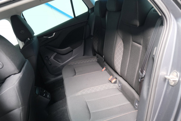 Škoda SCALA 1.0 TSI Ambition - N.A.P. Airco, Carplay, Cruise, PDC.