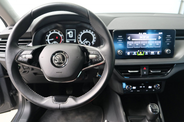 Škoda SCALA 1.0 TSI Ambition - N.A.P. Airco, Carplay, Cruise, PDC.