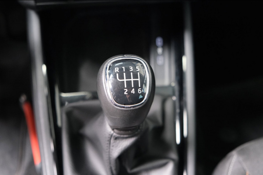 Škoda SCALA 1.0 TSI Ambition - N.A.P. Airco, Carplay, Cruise, PDC.