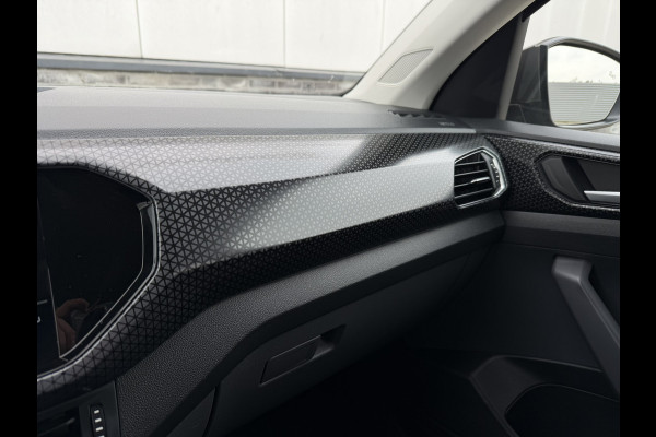 Volkswagen T-Cross 1.5 TSI Style LED | Carplay | Camera | Blind-Spot | Virtual Cockpit | Adap. Cruise