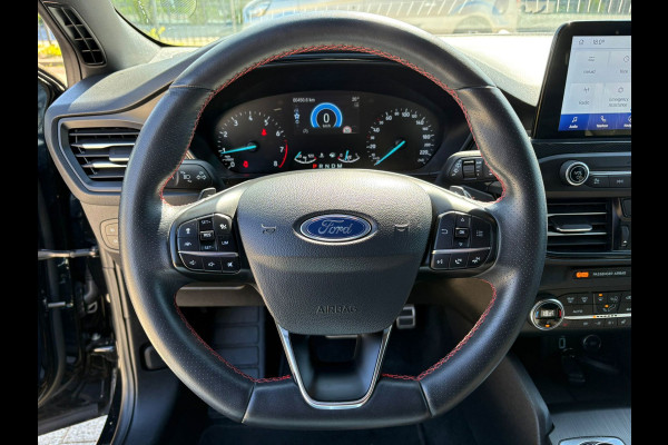 Ford FOCUS Wagon 1.0 EcoBoost ST Line Automaat Weinig KM