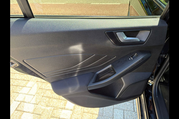 Ford FOCUS Wagon 1.0 EcoBoost ST Line Automaat Weinig KM