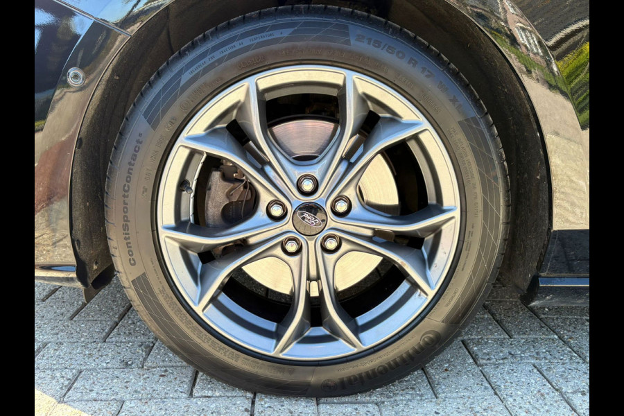 Ford FOCUS Wagon 1.0 EcoBoost ST Line Automaat Weinig KM