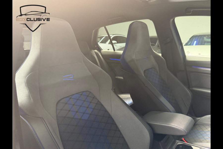 Volkswagen Golf 2.0 TSI R 4Motion PANO| ACC| CAMERA