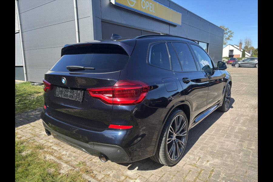 BMW X3 xDrive30e M Sport Plug-in Hybrid 292pk | VOL! | Panormamadak | Adaptive cruise | Trekhaak | M-pakket | Sportstoelen | 21 inch | Head-up Display | Memory seats | Harman Kardon | 360 graden camera | Keyless | Stoelverwarming | Adaptief deming systeem | Draadloos opladen