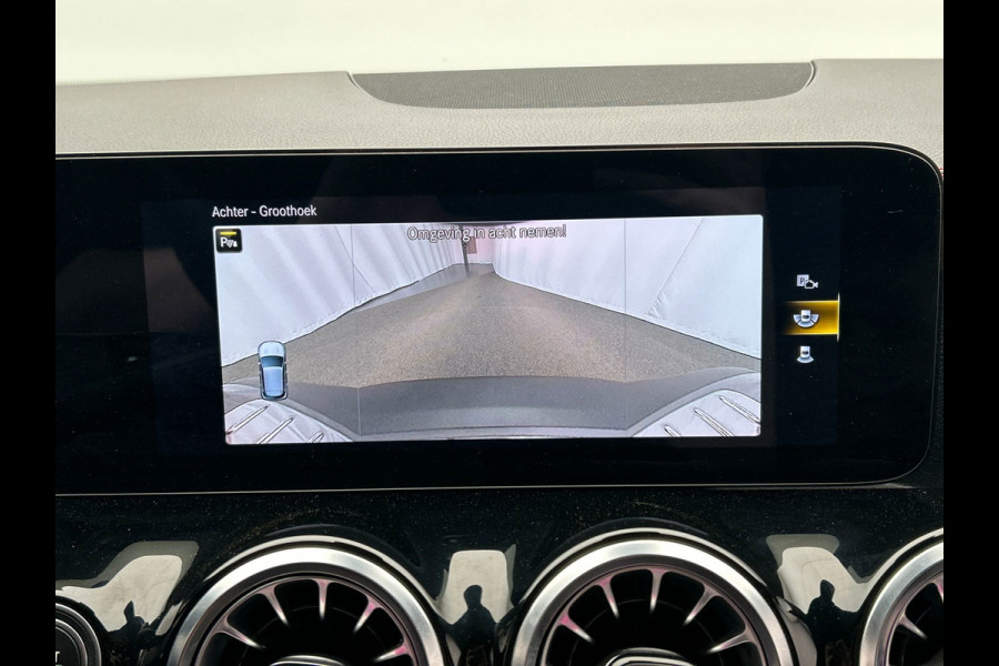 Mercedes-Benz EQA 250 Business Solution AMG 67 kWh | Origineel Nederlands | 1e Eigenaar | Navigatie | Leder/Alcantara | Camera |