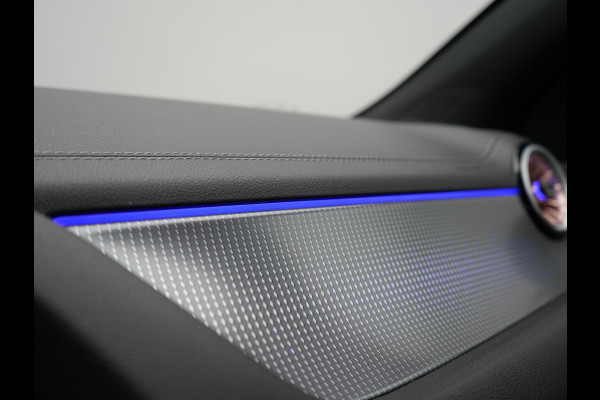 Mercedes-Benz EQA 250+ Business Line 71 kWh LONG RANGE 191pk Dealer O.H. | MBUX Widescreen Navi | Camera | Sfeerverlichting | 18"L.M | Sportstoelen Verwarmd | Apple Carplay | Cruise Control | Navigatie | DAB |