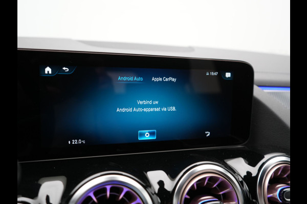 Mercedes-Benz EQA 250+ Business Line 71 kWh LONG RANGE 191pk Dealer O.H. | MBUX Widescreen Navi | Camera | Sfeerverlichting | 18"L.M | Sportstoelen Verwarmd | Apple Carplay | Cruise Control | Navigatie | DAB |