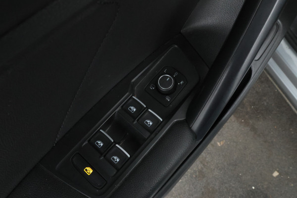 Volkswagen Tiguan Allspace 1.5 TSI Comfortline Business Automaat, Leer, Apple carplay,