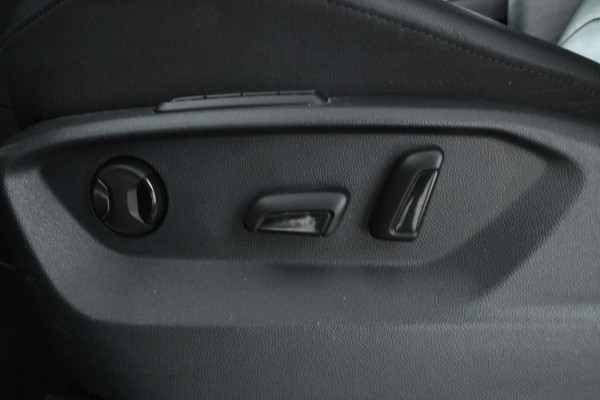 Volkswagen Tiguan Allspace 1.5 TSI Comfortline Business Automaat, Leer, Apple carplay,