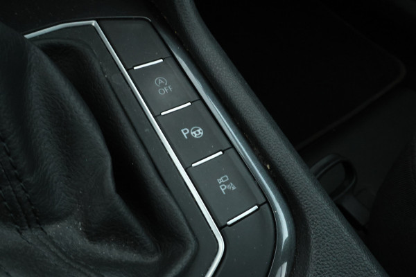 Volkswagen Tiguan Allspace 1.5 TSI Comfortline Business Automaat, Leer, Apple carplay,