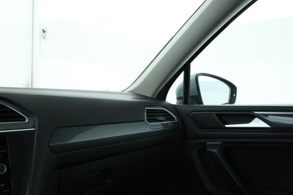 Volkswagen Tiguan Allspace 1.5 TSI Comfortline Business Automaat, Leer, Apple carplay,