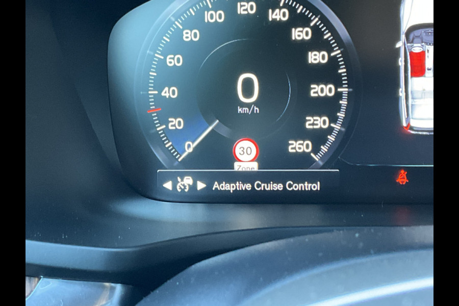 Volvo V60 Cross Country 2.0 D4 AWD Intro Edition Elek.Trekhaak Leder 360-Cam Stoel/Stuurverw Orig.NL Voll.Onderhouden!