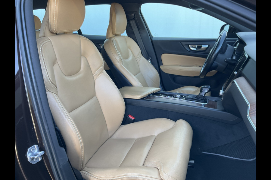 Volvo V60 Cross Country 2.0 D4 AWD Intro Edition Elek.Trekhaak Leder 360-Cam Stoel/Stuurverw Orig.NL Voll.Onderhouden!