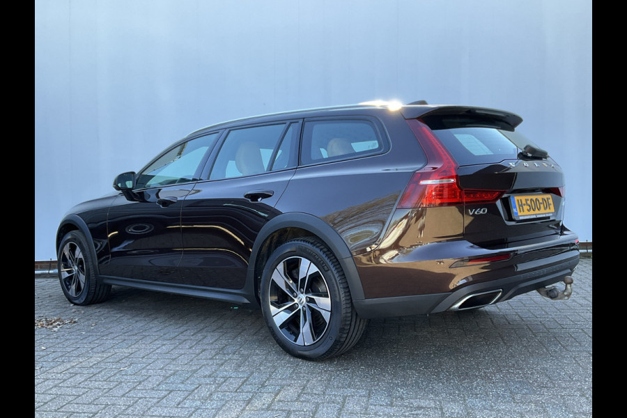 Volvo V60 Cross Country 2.0 D4 AWD Intro Edition Elek.Trekhaak Leder 360-Cam Stoel/Stuurverw Orig.NL Voll.Onderhouden!