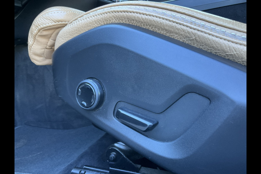 Volvo V60 Cross Country 2.0 D4 AWD Intro Edition Elek.Trekhaak Leder 360-Cam Stoel/Stuurverw Orig.NL Voll.Onderhouden!