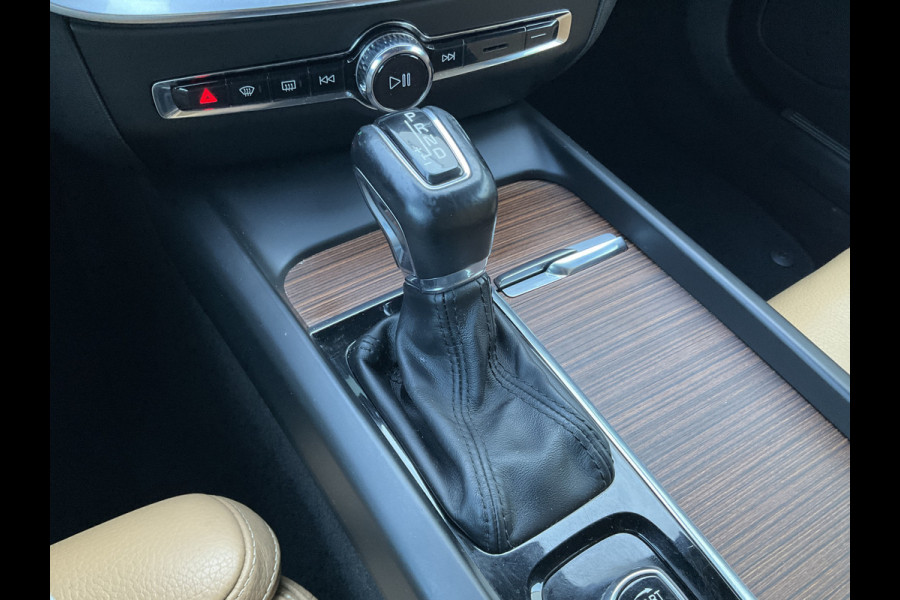 Volvo V60 Cross Country 2.0 D4 AWD Intro Edition Elek.Trekhaak Leder 360-Cam Stoel/Stuurverw Orig.NL Voll.Onderhouden!