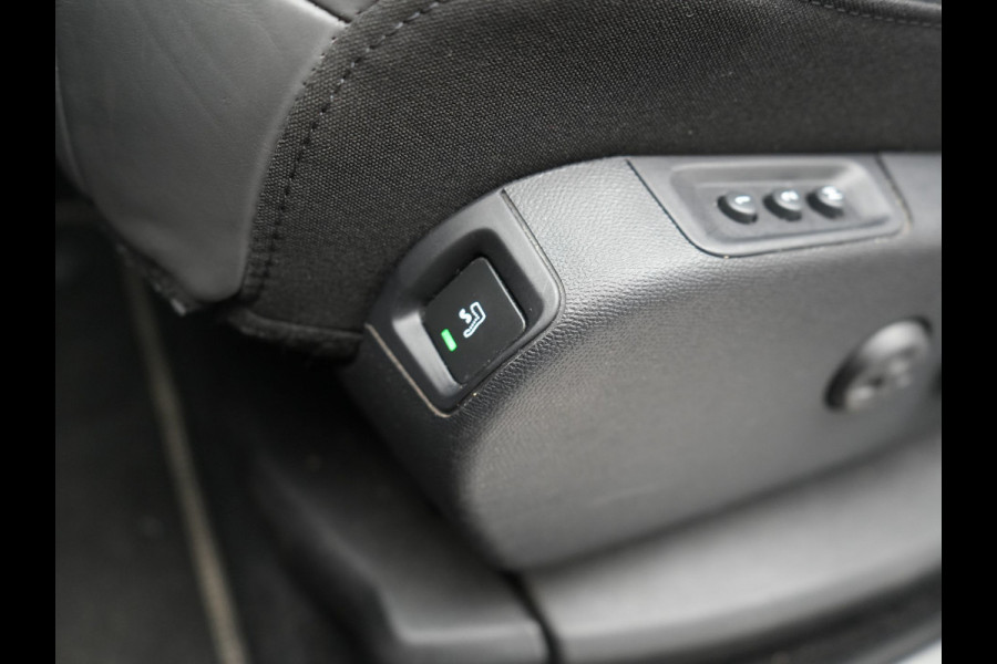 Citroën C5 Aircross 1.6 Shine PHEV 225pk Dealer O.H. | Panodak | Adaptive Cruise | 360 Camera | Lederen Comfortzetels Massage & Memory | Keyless | Blis | Stoelverwarming | 19"L.M | Navigatie | DAB | Plug In Hybrid |