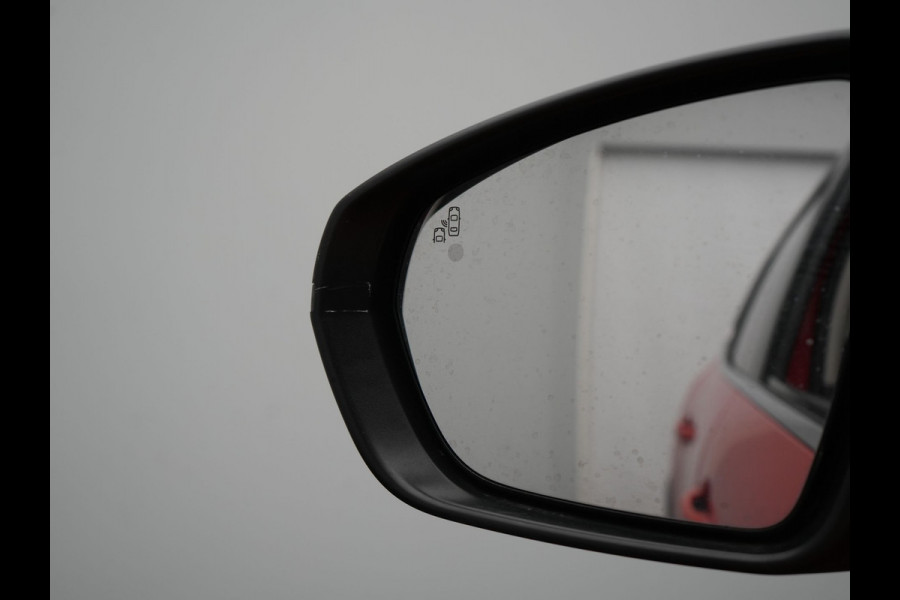 Citroën C5 Aircross 1.6 Shine PHEV 225pk Dealer O.H. | Panodak | Adaptive Cruise | 360 Camera | Lederen Comfortzetels Massage & Memory | Keyless | Blis | Stoelverwarming | 19"L.M | Navigatie | DAB | Plug In Hybrid |