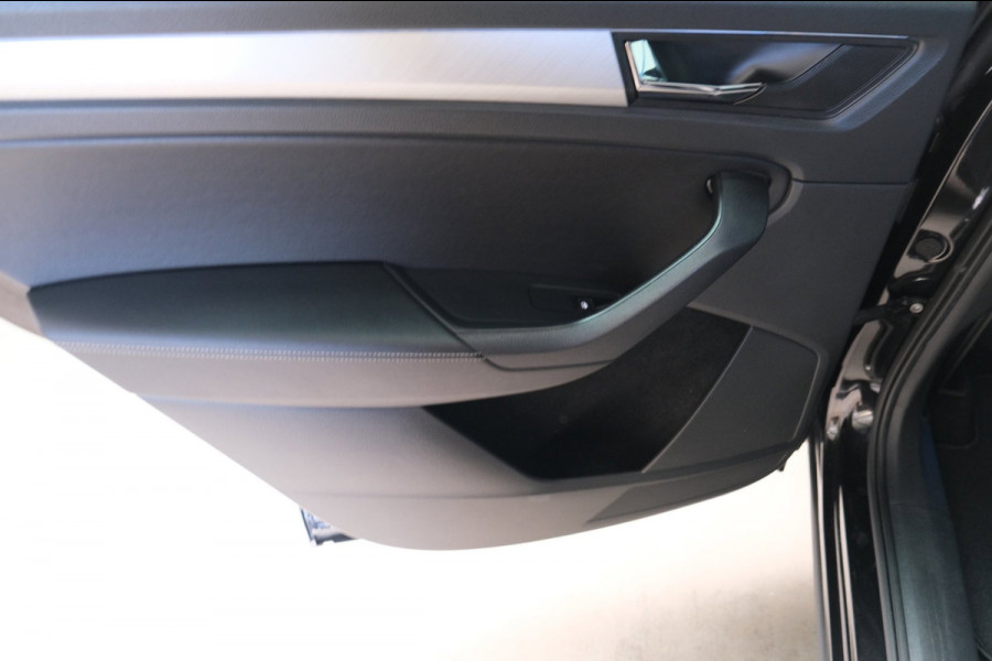 Škoda Kodiaq 1.5 TSI Business Edition 7p. - N.A.P. Airco, Cruise, Carplay, PDC, Navi, Camera, Trekhaak.